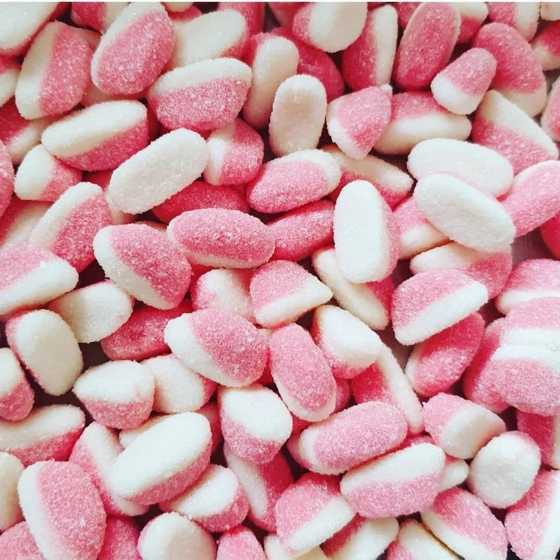 Strawberry Gummi Puffs – 4 oz Bag